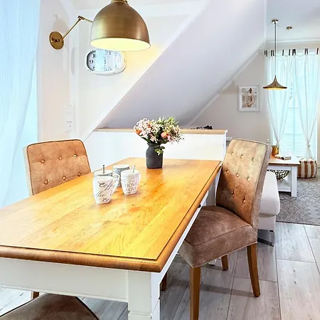 Apartment Zeesen Kate